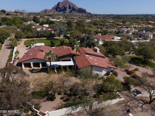 6105 Palo Cristi Rd, Scottsdale, AZ 85253-3747