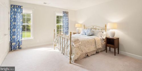 20906 Mcintosh Pl, Leesburg VA  20175-6372 exterior