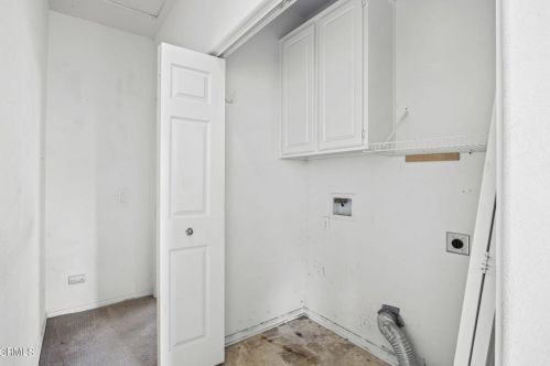 3870 Shakespeare Dr, Oxnard CA  93033-6868 exterior