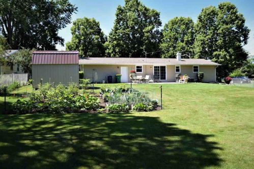 1738 Nancy Ave, Green Bay, WI 54303-3321