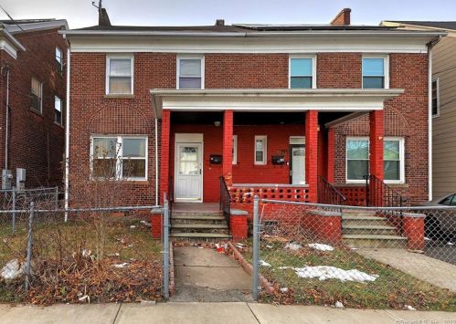 197 Willow St, Bridgeport, CT 06610-2972