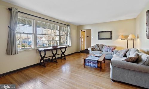 303 Highland Rd, Cheltenham, PA 19012-1918