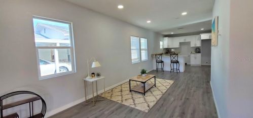 1416 19th St, Saint Petersburg, FL 33713-5729