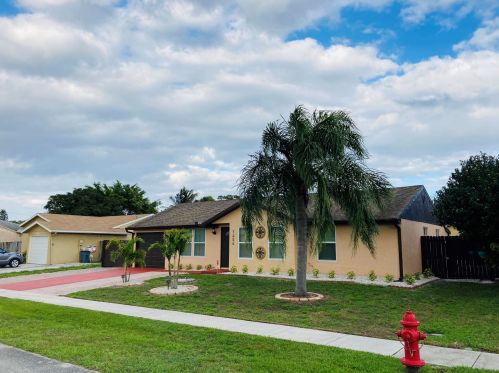 1454 Ryan Ln, West Palm Beach, FL 33411-4018