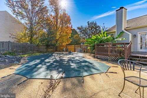 14100 Heatherstone Dr, Bowie MD  20720-4833 exterior