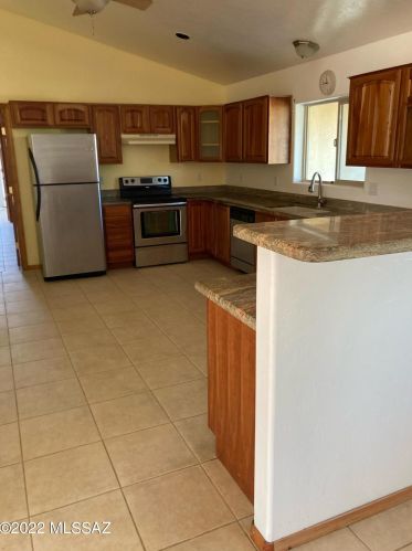 1655 Camino Escualo, Nogales, AZ 85648-6022