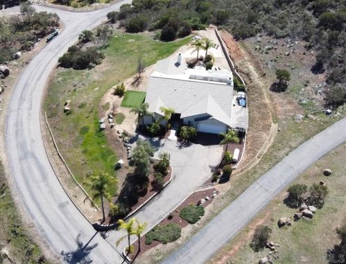 2289 Camino Del Vecino, Alpine, CA 91901-3226