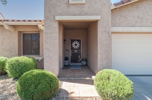 17309 Lisbon Ln, Sun City, AZ 85388-7771