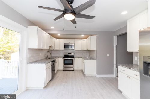 511 4th St, Laurel DE  19956-1506 exterior