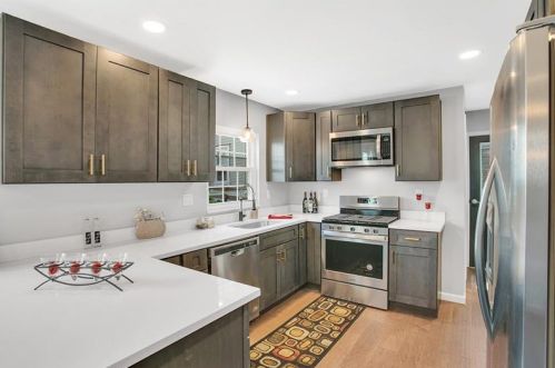 523 Orchard Ave, Pittsburgh PA  15202-2417 exterior