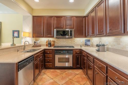 8300 Station Village Ln, San Diego, CA 92108-6504