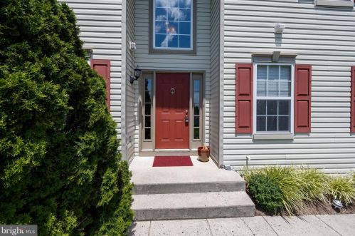 116 Farrington Ct, Collegeville, PA 19426-3943