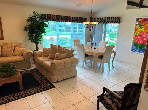 7249 Granville Ave, Boynton Beach, FL 33437-6504