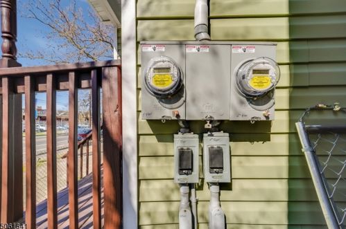 18 Straight St, Paterson NJ  07501-1024 exterior