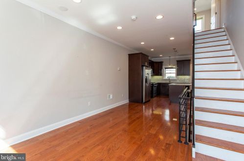 631 Dudley St, Philadelphia PA  19148-2403 exterior