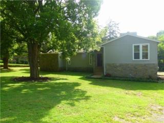 1010 Forest Harbor Dr, Hendersonville, TN 37075-9649