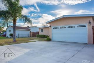 7888 Kempster Ave, Fontana, CA 92336-2648