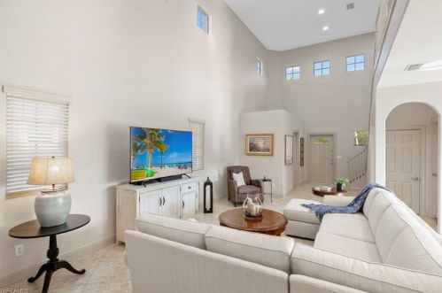 10310 Terry St, Bonita Springs FL  34135-5001 exterior