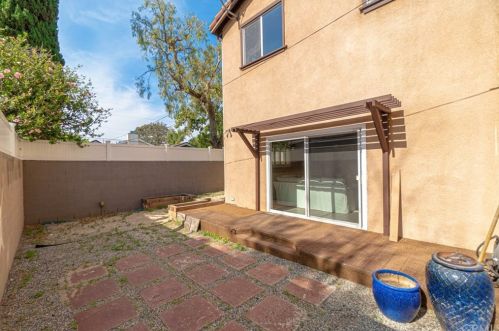 2409 Carson St, Torrance CA  90501-3120 exterior