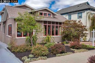 5567 Thomas Ave, Oakland, CA 94618-1751