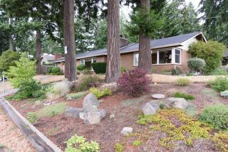 12700 4th Ave, Seattle, WA 98177-4228