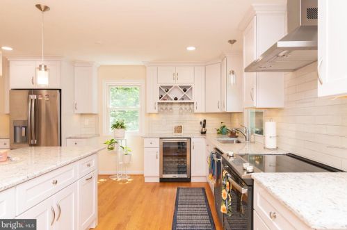 237 Forrestal Dr, Bear DE  19701-1642 exterior