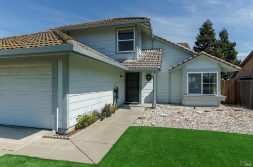 2945 Shasta Dr, Fairfield, CA 94533-6556