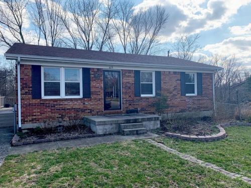 629 Barefoot Dr, Versailles, KY 40390-1432