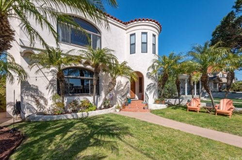 619 Avenue B, Redondo Beach, CA 90277-4830