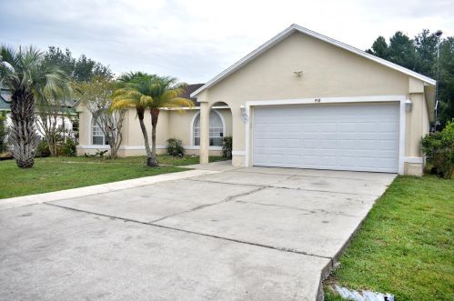 958 Louvre Ct, Kissimmee, FL 34759-3839