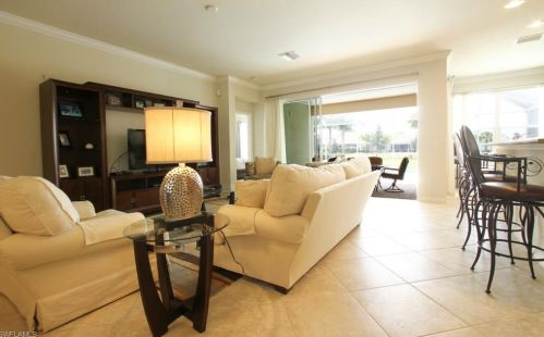 15081 Danios Dr, Bonita Springs, FL 34135-8651