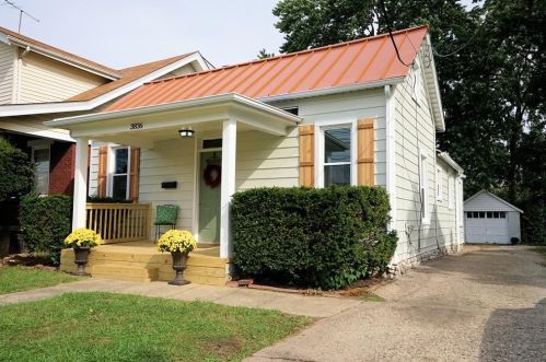 3836 Edwards Rd, Cincinnati, OH 45244-2409