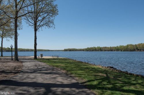 3808 Lakeview Pkwy, Locust Grove VA  22508-5205 exterior