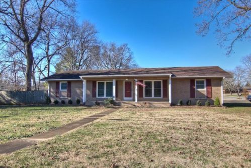 2107 Jones Blvd, Murfreesboro, TN 37129-1408