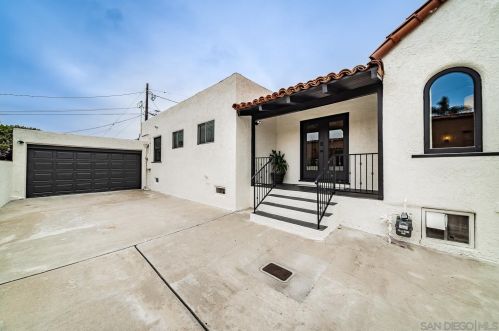 3017 Goldsmith St, San Diego CA  92106-1416 exterior