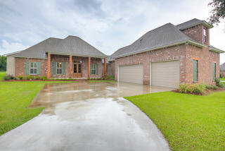 22818 Beaver Creek Blvd, Zachary, LA 70791-6131