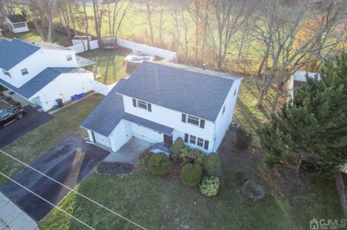 285 Cindy St, Old Bridge NJ  08857-1832 exterior