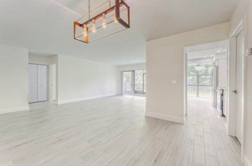 1130 Homewood Blvd, Delray Beach, FL 33445-5970