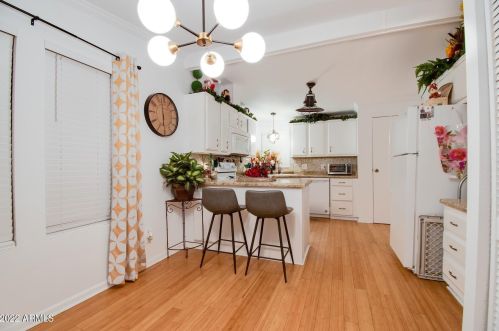 6233 Pinehurst Dr, Chandler AZ  85249-4038 exterior