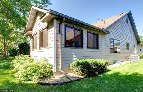 1807 Estate Ln, Waterford, MN 55057-3212