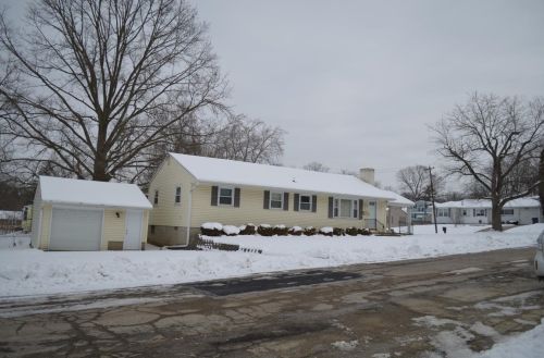 16 Glenmore Dr, Liberty Township, OH 45042