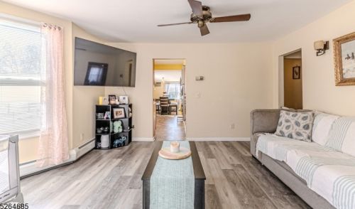 52 Riveredge Rd, Lincoln Park NJ  07035-2443 exterior