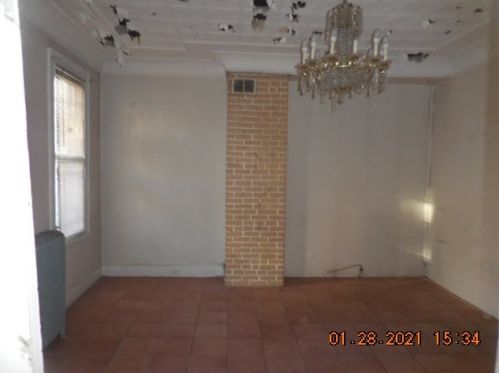 611 38th St, Union City, NJ 07087-2518