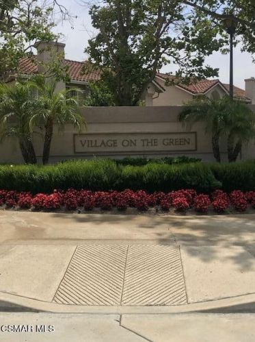 660 Baywood Ln, Simi Valley CA  93065-7669 exterior