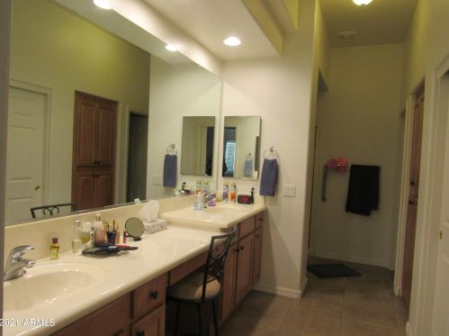 1577 Earl Dr, Casa Grande AZ  85122-5610 exterior