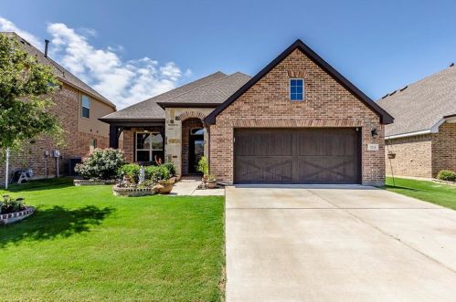 8316 Whistling Duck Dr, Fort Worth, TX 76118-7617