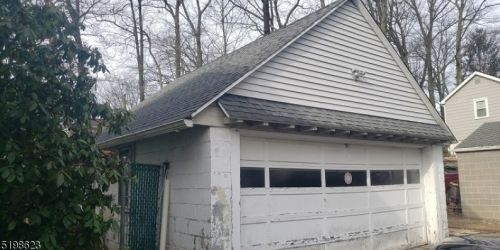 336 Brown Trl, Hopatcong, NJ 07843-1107