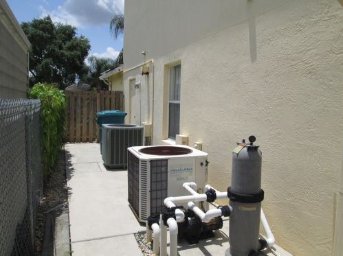 3879 Jonathans Way, Boynton Beach FL  33436-8524 exterior