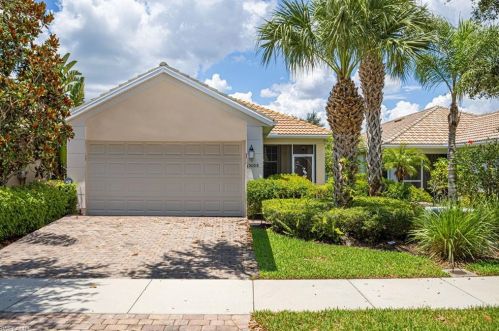 15008 Estuary Cir, Bonita Springs, FL 34135-8654