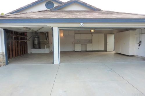 19390 White Birch Ct, Lake Elsinore CA  92530-6374 exterior